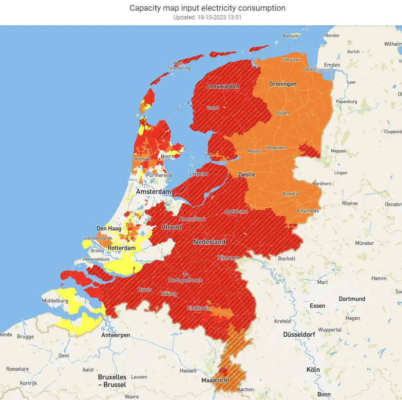 Dutch Capacity Map, mainly red, symbolizing congestion