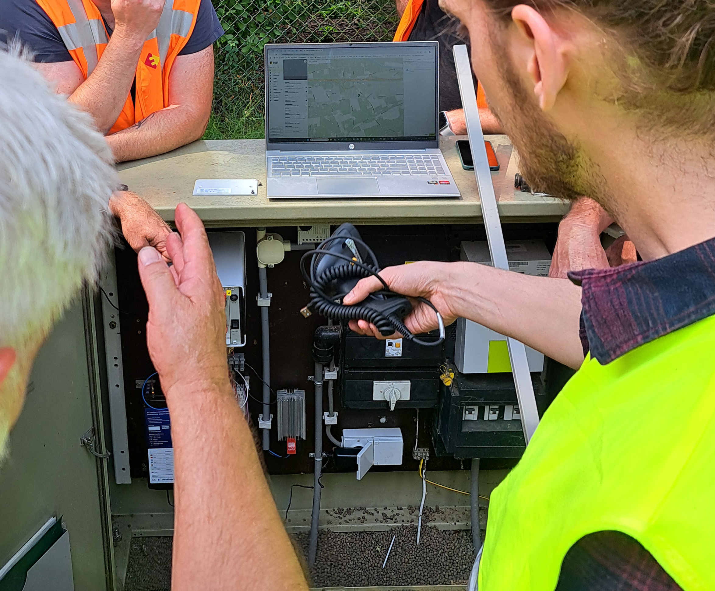 CP monitoring device